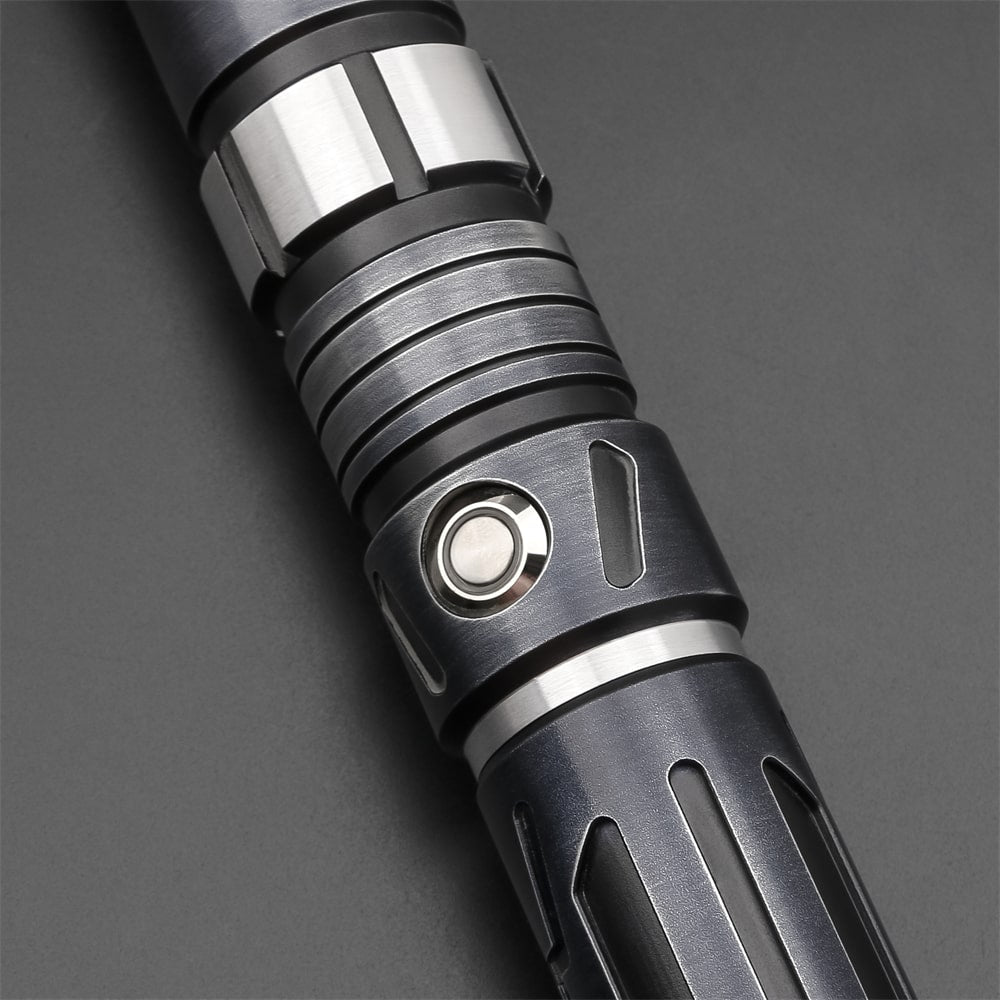 Guardian Lightsaber – Weathered design with runes and emitter