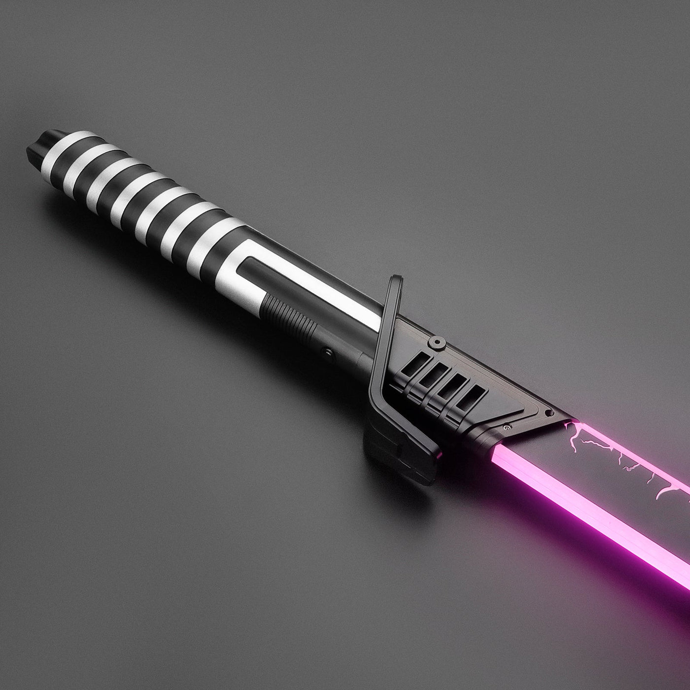 The Dark One - KenJo Sabers - Star Wars Lightsaber replica Jedi Sith - Best sabershop Europe - Nederland light sabers kopen -